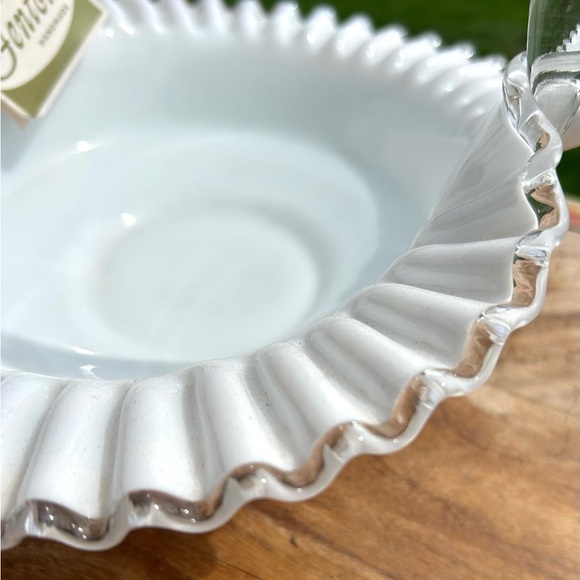 Vintage Fenton Silver Crest Style Milk Glass Ruffled Crimped Rim Lace - Picture 2 of 13